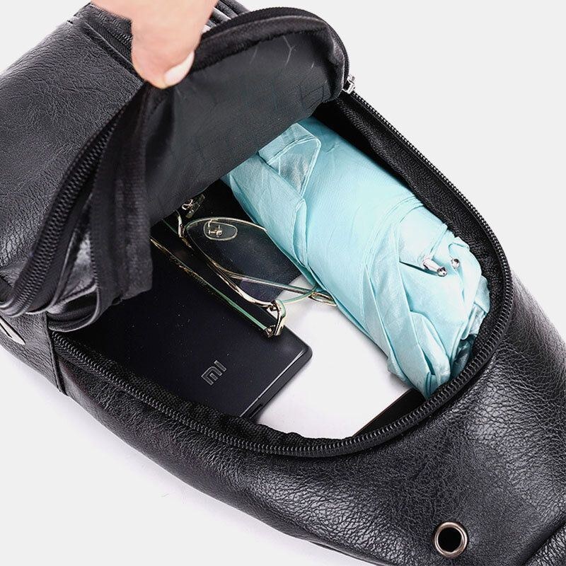 Herr Hörlurar Hål Business Multi-pocket Crossbody Bag Bröstväska Sling Bag