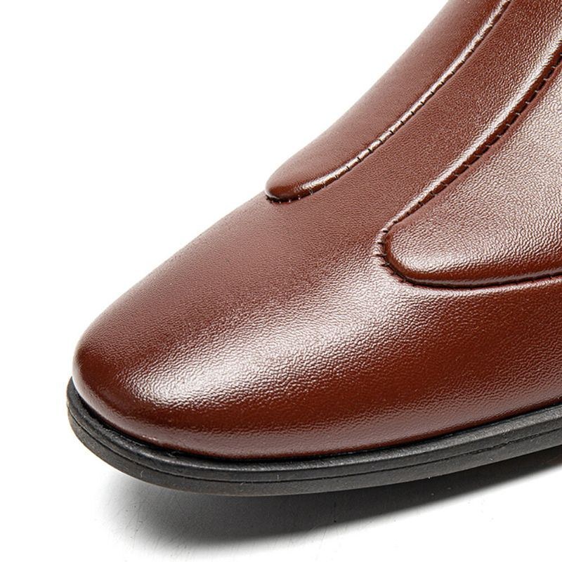 Herr Andningsbart Spetsigt Huvud Bekväma Slip-on Business Dress Shoes