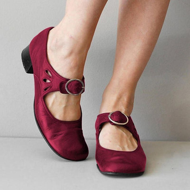 Damkläder Retro Hollow Out Low Heel Pumps