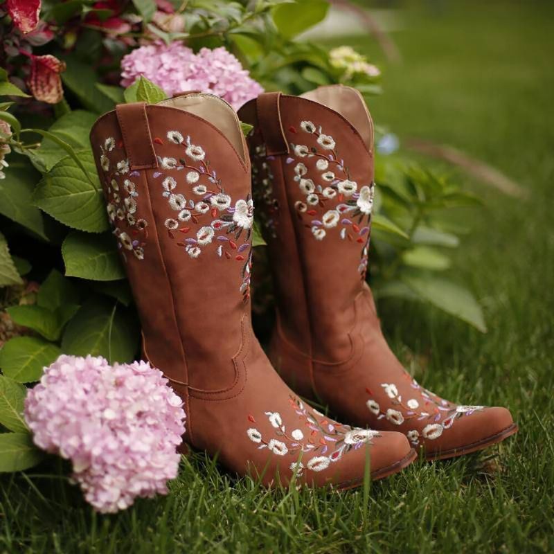 Dam Stor Storlek Retro Blommor Broderade Slip On Cowboy Boots