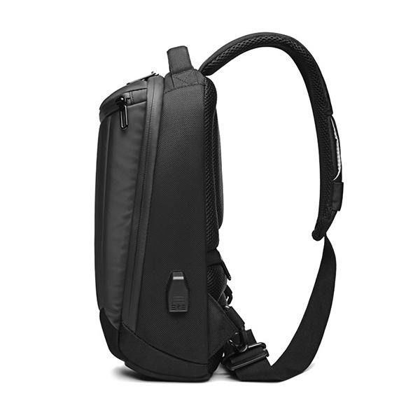 Stor Kapacitet Vattentät Business Usb Laddningsport Sling Bag Bröstväska Crossbody-väska För Män