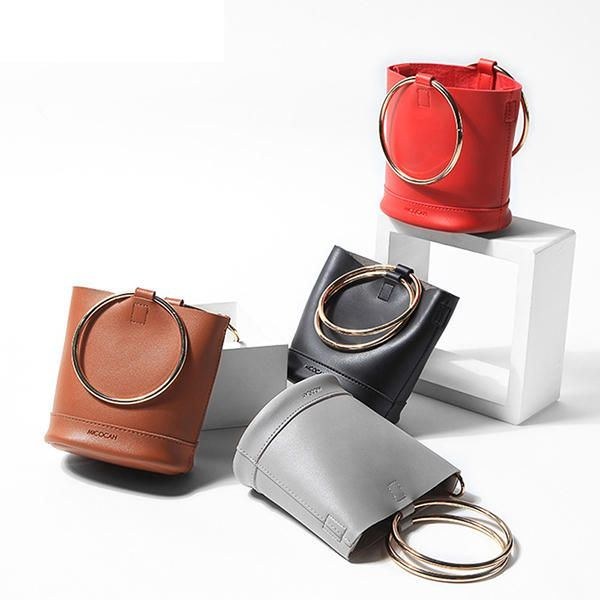 Dam Coola Pu Bucket Bags Crossbody-väskor